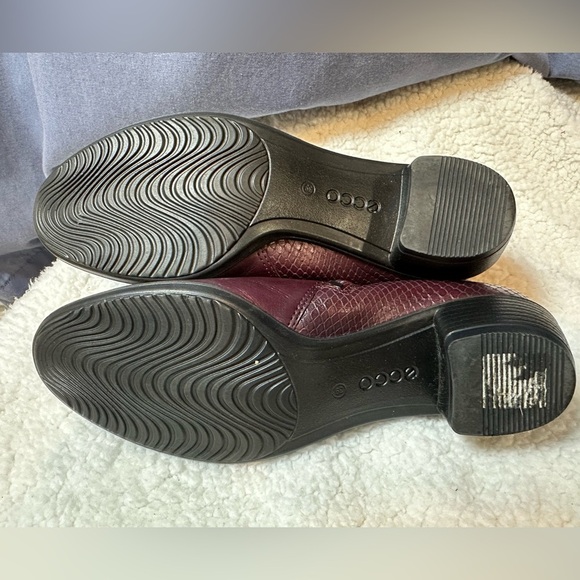 Ecco Maroon Touch 35 Ankle Boots with Snakeskin Embossed Detail size 39 - Picture 7 of 8